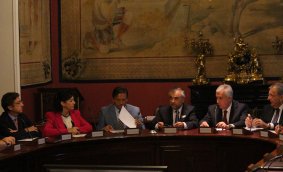 Representantes de la FEMP y de la Cámara Alta.